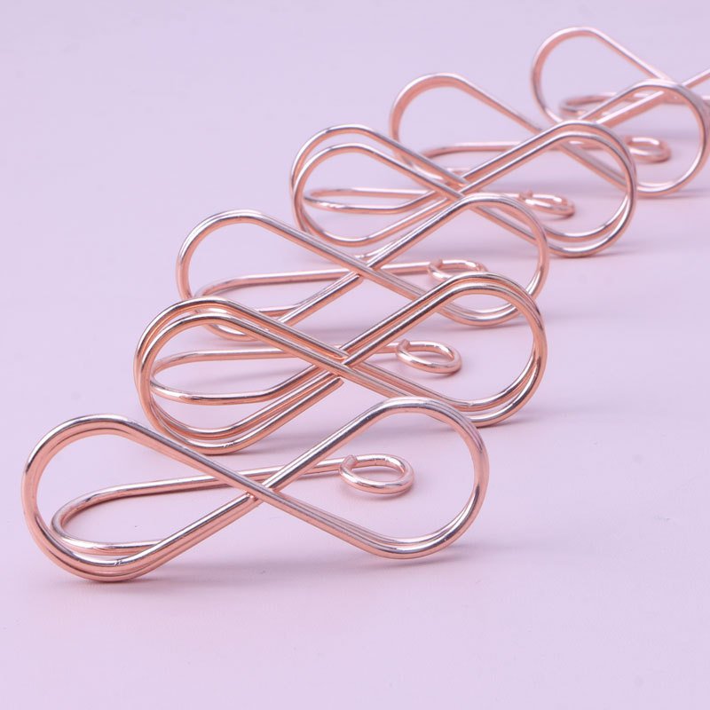 triangle metal business card and heart memo clip